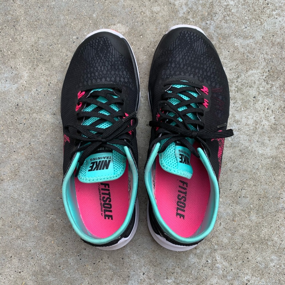 NIKE ✔️ Lightweight Training Shoes